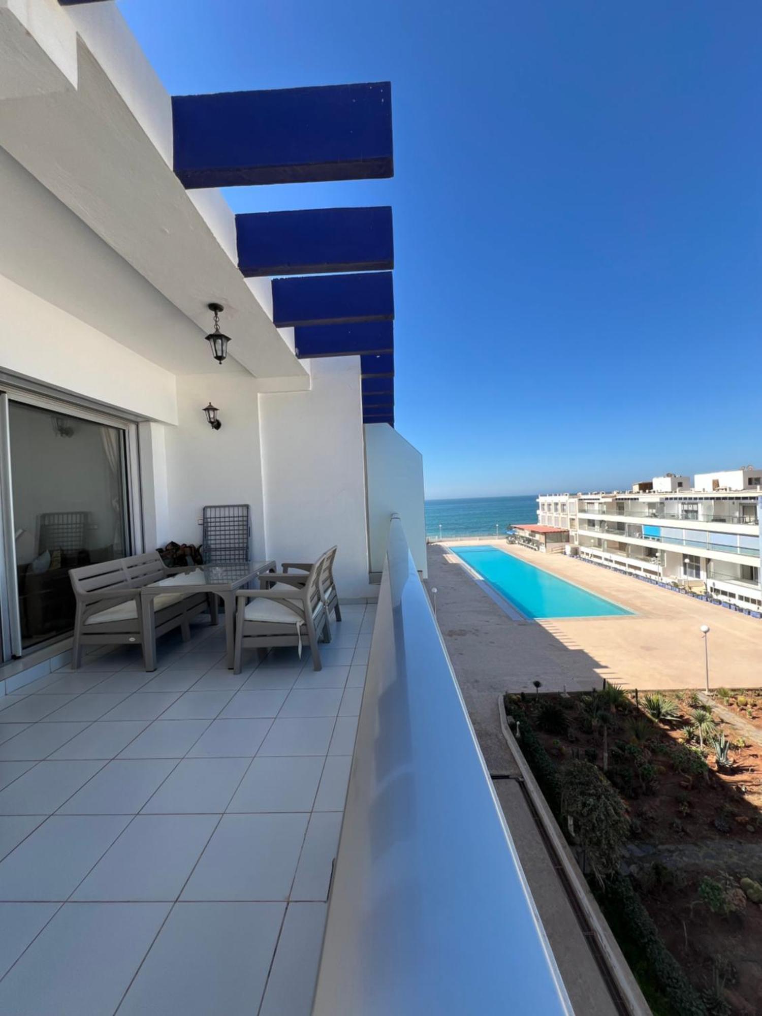 Pied Dans L'eau Avec Piscine Apartamento Aourir